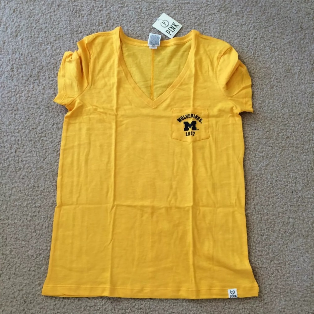 Pink Victoria’s Secret Michigan Wolverines S NWT